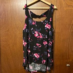 Torrid size 3 pink and purple floral tank top